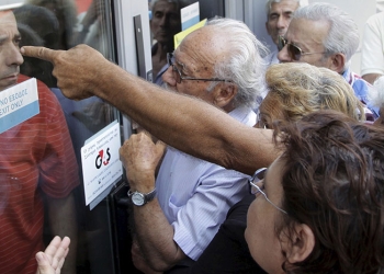 Pensionistas griegos. Primer día de corralito. Foto: REUTERS