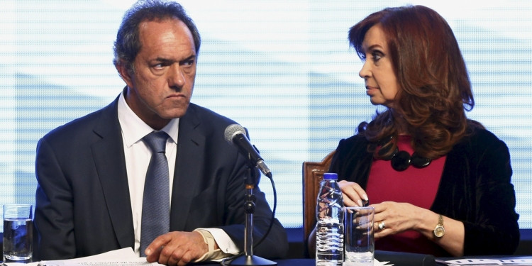 Scioli y Cristina Fernández. Foto: Reuters