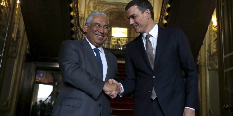 Antonio Costa y Pedro Sánchez. Reuters