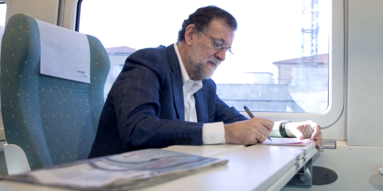 Rajoy cree que separatistas pierden apoyos y tras comicios "llegará la calma"