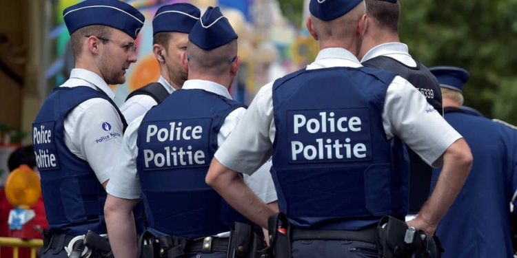 Un grupo de policías de Bélgica en una imagen de archivo. FOTO: Reuters