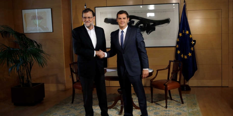 Reunión entre Albert Rivera y Mariano Rajoy.  FOTO: Reuters