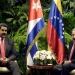 Reunión entre Nicolás Maduro y Raúl Castro.. FOTO: Reuters