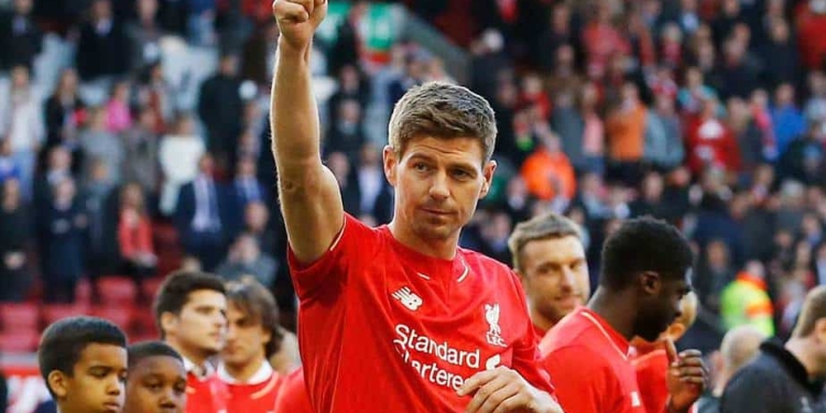 Steven Gerrard anuncia su retiro del fútbol