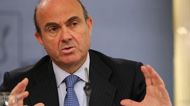 El ministro de Economía de España, Luis de Guindos