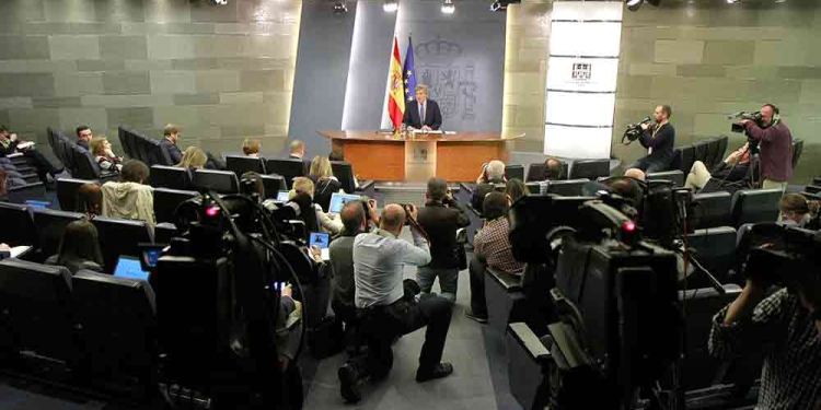El Gobierno insiste en que la investidura de Puigdemont es imposible