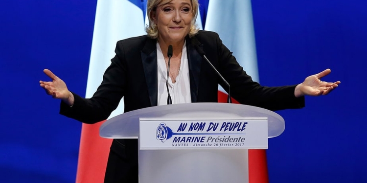La máxima dirigente del Frente Nacional, Marine Le Pen.  FOTO: Reuters