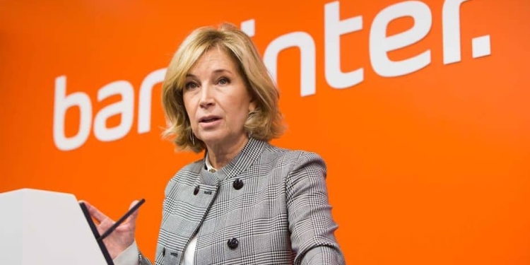 María Dolores Dancausa, la única mujer en la lista de los 50 mejores CEO de España 2017