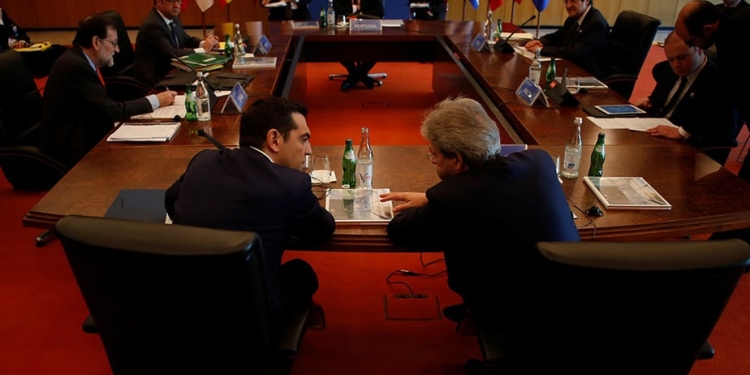 Última reunión de la Cumbre de los países del Sur de Europa, que se celebró en Lisboa. FOTO: Reuters