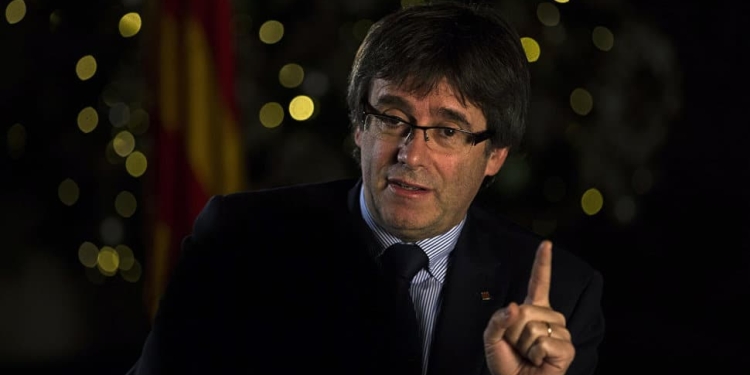 Puigdemont ha pedido amparo al Parlament para acudir a la investidura