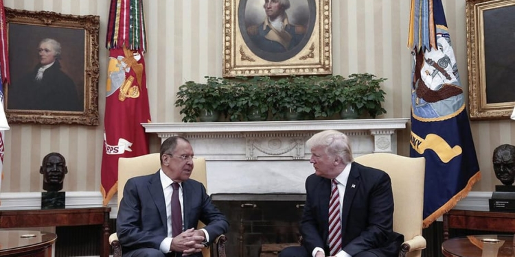 Reunión entre Trump y Lavrov. FOTO: Difundida por el Gobierno ruso