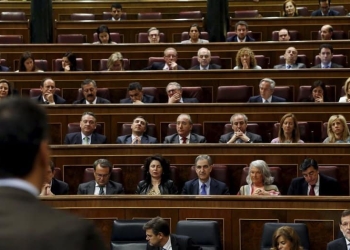 Congreso de España rechazó por "electoralista" propuesta del Partido Popular para prohibir lazos amarillos y así favorecer la convivencia/Archivo