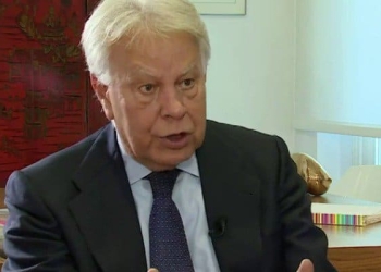 Felipe González vislumbra tres escenarios para la crisis en Venezuela