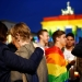 Las parejas homosexuales de Alemania podrán casarse y adoptar niños a partir del 1 de octubre