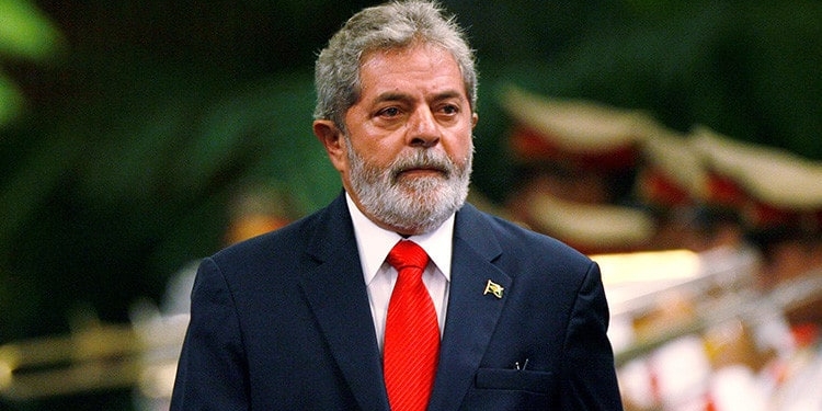 Lula no podrá salir de Brasil...y la cosa se le complica