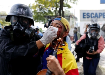 Enfrentamientos de agentes y manifestantes que iban hacia el Supremo venezolano (22/07/17) Reuters.