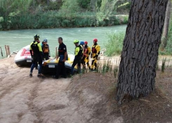 Los drones peinan el río Cabriel en busca del menor desaparecido.