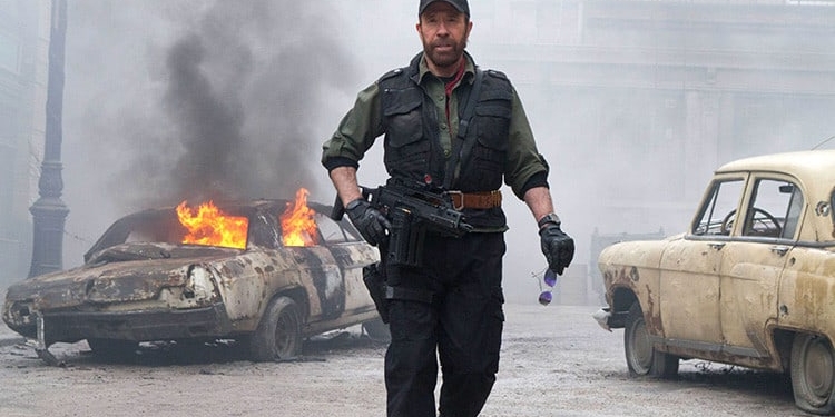 Chuck Norris en la película 'Los mercenarios 2'