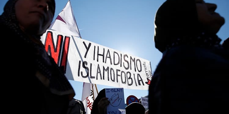 Manifestacion de musulmanes contra Daesh y el terrorismo en Barcelona