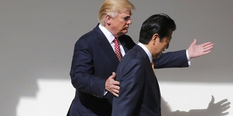 El presidente de EEUU, Donald Trump, y el primer ministro de Japón, Shinzo Abe