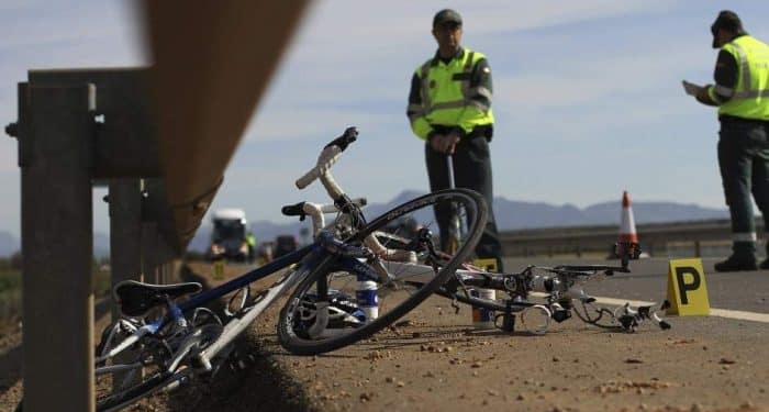 Imprudencia El Código Penal castigará con hasta nueve años de prisión el abandono de un fallecido a consecuencia de un accidente