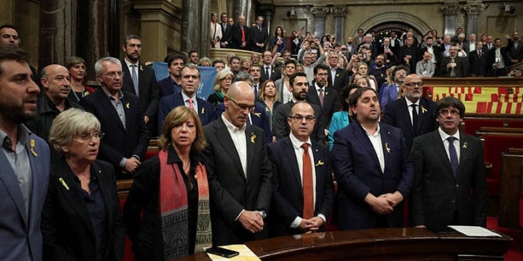 Declaración de la independencia en Cataluña.