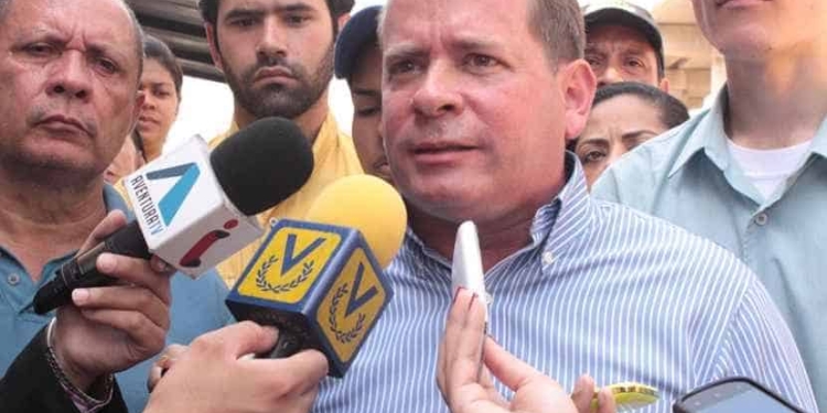 El Gobernador electo del Zulia, Juan Pablo Guanipa, fue impedido de tomar su cargo