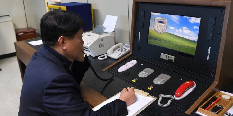Comunicación intercoreana. Corea del Norte reabrirá la línea telefónica con Corea del Sur