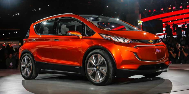 Chevrolet compite con Tesla en la venta de coches