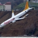 Un avión se sale de pista en Turquía y casi cae al Mar Negro