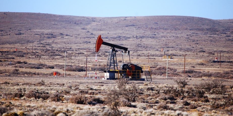 En las cuencas de cuencas Neuquina y Cuyana subirá el pago de las petroleras