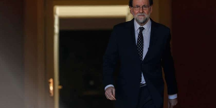 Monlcoa prepara un traspaso rápido de competencias al nuevo Ejecutivo del PSOE