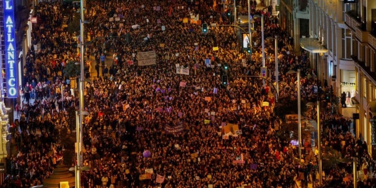Eco de la huelga feminista "histórica" y "sin precedentes" en España
