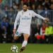 Soccer Football - La Liga Santander - Malaga CF vs Real Madrid - La Rosaleda, Malaga, Spain - April 15, 2018   Real Madrid's Isco scores their first goal from a free kick     REUTERS/Jon Nazca