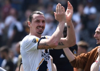 dMar 31, 2018; Carson, CA, USA; Los Angeles Galaxy forward Zlatan Ibrahimovic (9) claps after leading the Galaxy to a 4-3 win over Los Angeles FC at StubHub Center. Mandatory Credit: Robert Hanashiro-USA TODAY Sports