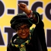 Winnie Mandela, la activista antiapartheid sudafricana y ex esposa del fallecido presidente Nelson Mandela, falleció este lunes a la edad de 81 años
