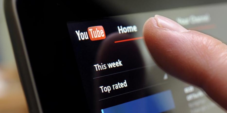 YouTube elimina videos