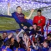 Soccer Football - La Liga Santander - FC Barcelona vs Real Sociedad - Camp Nou, Barcelona, Spain - May 20, 2018   Barcelona's Andres Iniesta and team mates celebrate after the match    REUTERS/Albert Gea