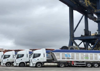 Endesa incorpora los tres primeros camiones a GNL de gran potencia de Europa