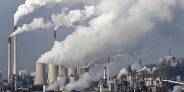 Muchas empresas son las responsables de la contaminación atmosférica