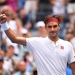 30 de agosto de 2018; Nueva York, Estados Unidos; Roger Federer de Suiza reacciona después de vencer a Benoit Paire de Francia en un partido de segunda ronda en el cuarto día del US Open de tenis de 2018 en el USTA Billie Jean King National Tennis Center. / Robert Deutsch-USA TODAY Sports