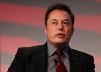 Elon Musk desea excluir a Tesla de la bolsa estadounidense con fondos saudíes