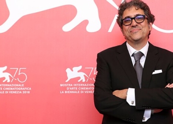 Bob Murawski, ganador del premio Campari Passion de cine, posa durante un evento especial de la película "The Other Side of the Wind", fuera de competición, en el 75 Festival Internacional de Cine de Venecia, Venecia, Italia, 31 de agosto de 2018. REUTERS/Tony Gentile - RC199C58CD00