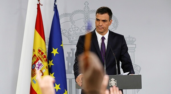 A 100 días del Gobierno de Pedro Sánchez, Cataluña sigue en el centro de los debates/Reuters