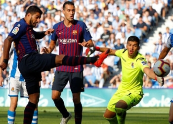 Barça remonta en Anoeta