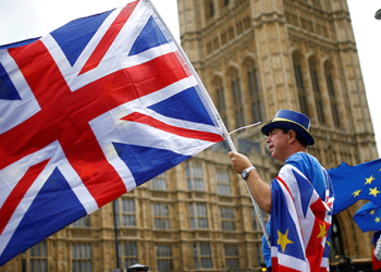 Manifestantes anti-Brexit frente al Parlamento, en Londres, 19 de junio de 2018. REUTERS/Henry Nicholls/Foto archivo