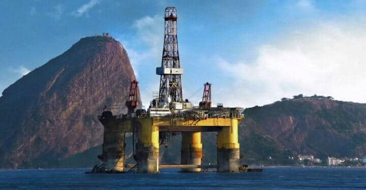 Se contrae la producción de petróleo y gas de Brasil durante agosto