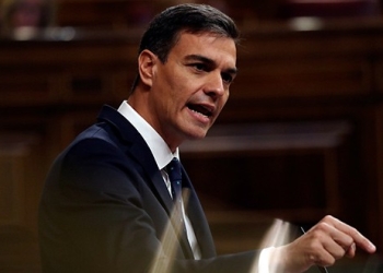 El Gobierno de Pedro Sánchez aprobará este jueves en consejo de ministros un Real Decreto para que la banca cancele el impuesto hipotecario/Reuters