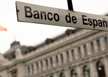 La estación de metro delante del edificio del Banco de España en Madrid el 22 de mayo de 2018. REUTERS/Juan Medina