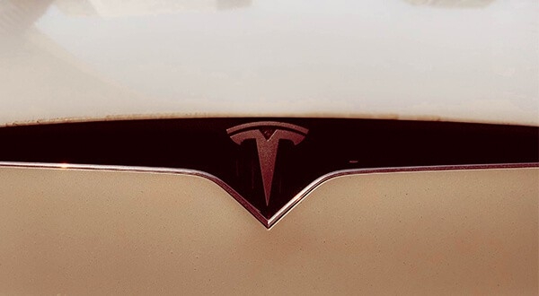 El piloto automático de Tesla será actualizado en todos los vehículos fabricados en los últimos dos años